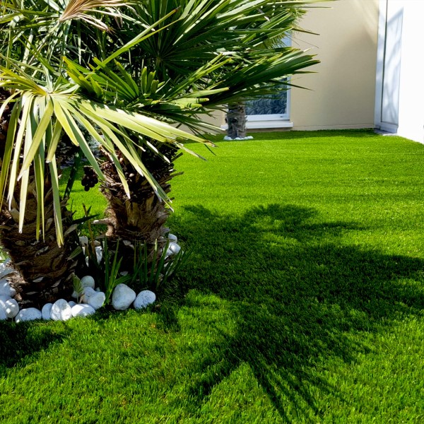 Gazon synthétique 47mm Extase pour les pro du jardin