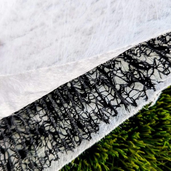 Géocomposite AG'CO – membrane de drainage pour travaux de terrassement pose de gazon synthetique et VRD