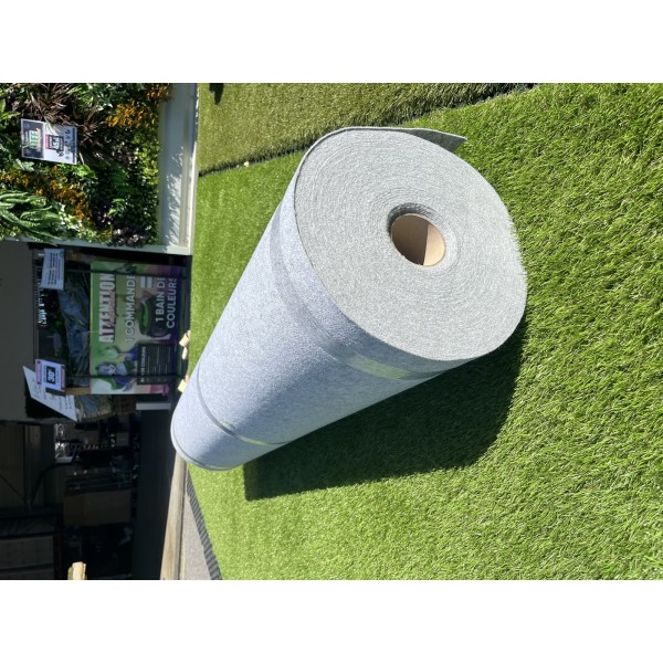 Géotextile gris 300 g/m² haute résistance pour chantier carrossable