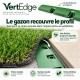 Étapes de pose VertEdge : préparer, fixer, recouvrir le profil et rentrer le bord du gazon