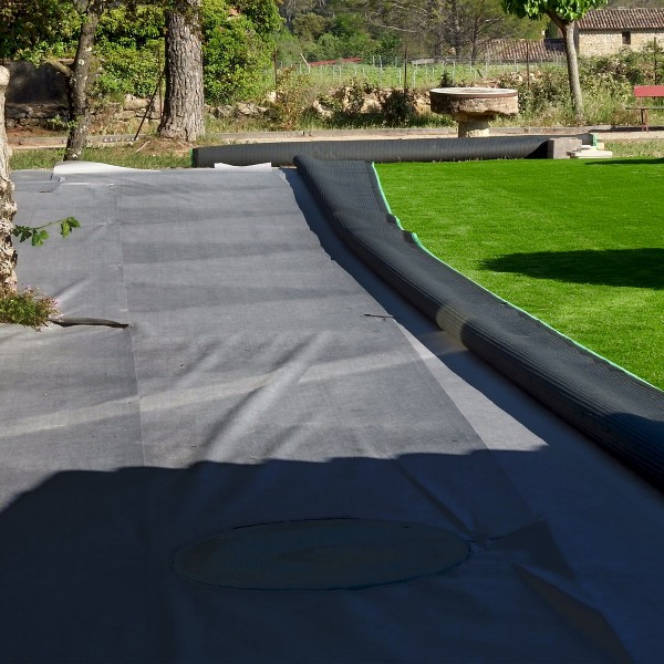 Geotextile gris 150g de 25m2 Pose Gazon Synthétique Professionnel